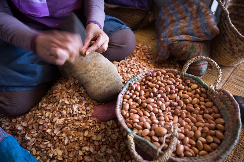 Unlocking the Power of Organic Argan Oil in Karmic Beauty's Keratin Range