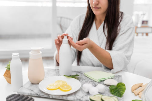 The Role of Moisturising Ingredients in Healthy Skin