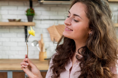 How Natural Ingredients Reduce Split Ends