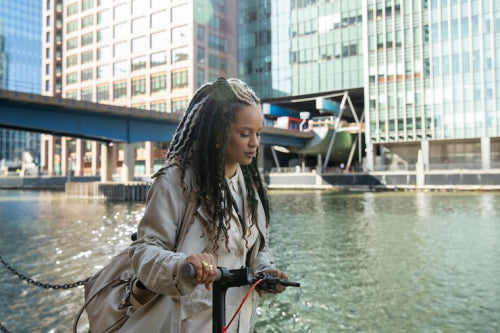 Hard Water in Cities Drives Demand for Specialized Hair Care