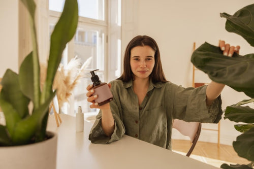 Natural Alternatives Challenge Conventional Hair Products