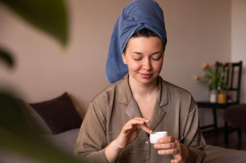 Selecting the Best Moisturisers for Daily Skin Support