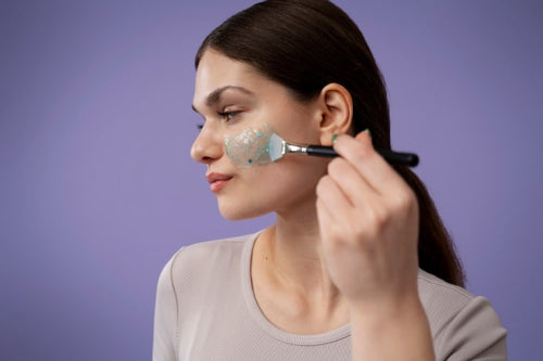 Microplastics in Beauty: Why Packaging and Formulas Face Scrutiny